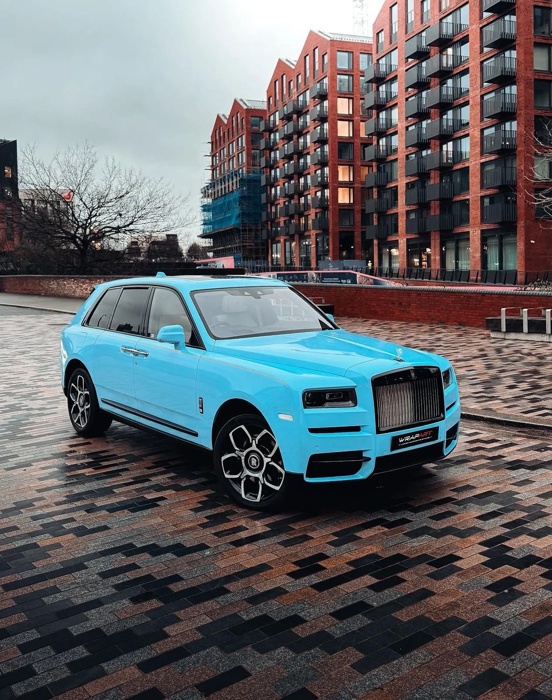 Rolls-Royce Cullinan Powder Blue Wrap Birmingham